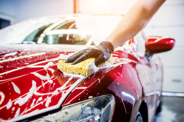 Como lavar um carro em casa - Fonte: Unsplash
